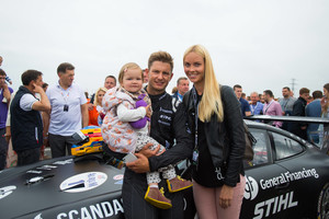 Lenktynininkas Jonas Gelžinis: „Dukra – mano sėkmės talismanas“