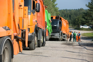 Šiukšlių vežėjai pasišiukšlino? Sostinė skandalą atšaukė