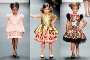 Niujorko mados savaitėje – prabanga akinanti vaikų kolekcija