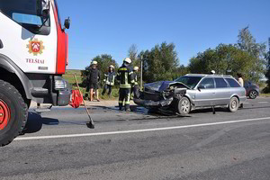 Praėjusios paros avarijose žuvo žmogus, dar 10 buvo sužalota