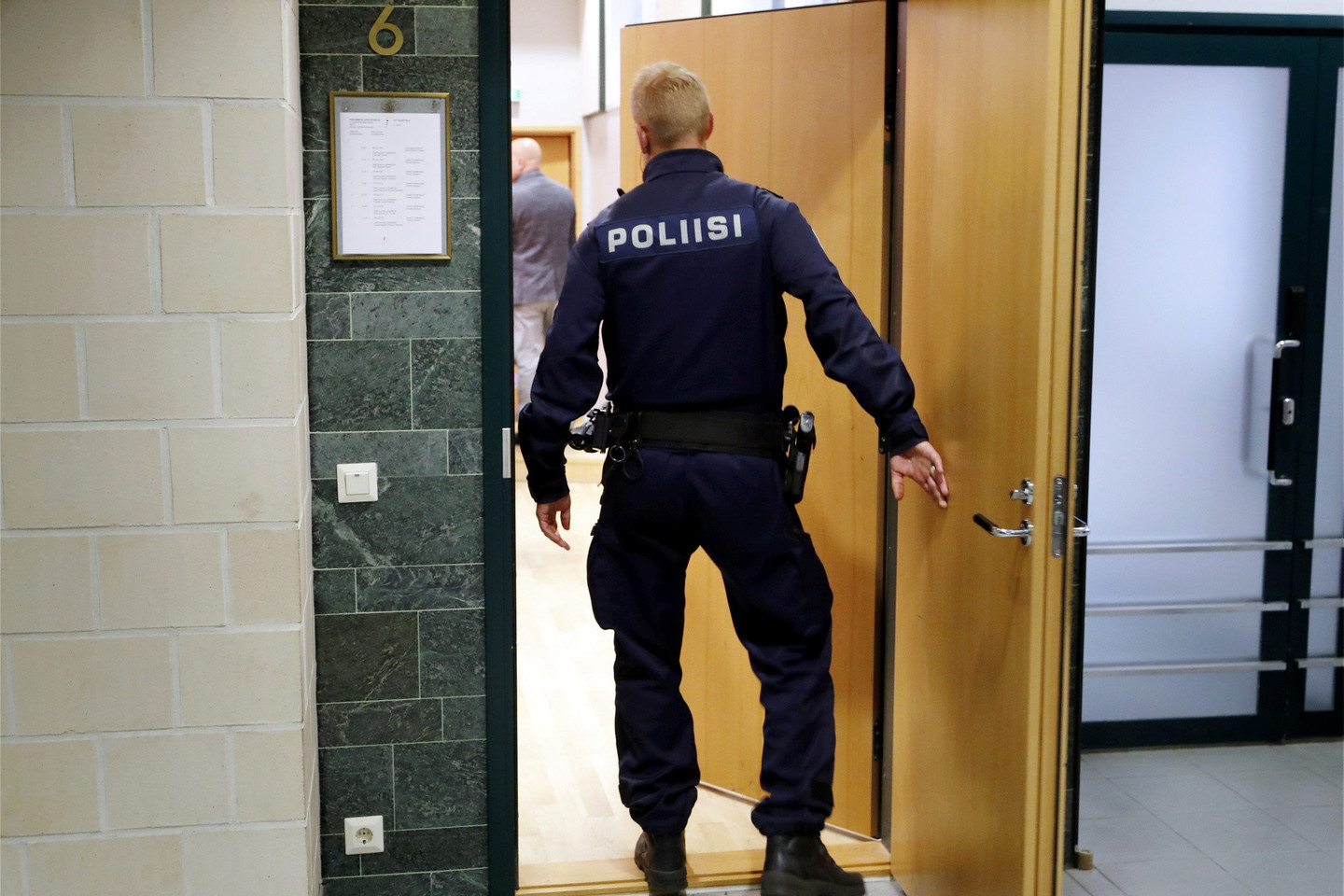 Suomijos policija suėmė du žmogžudyste įtariamus prieglobsčio prašytojus.