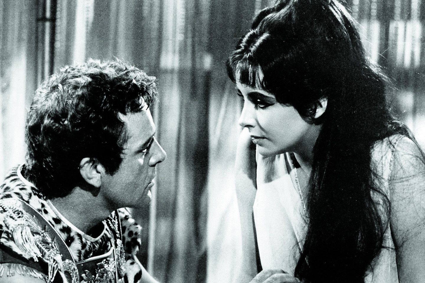 E.Taylor ir R.Burtonas filme „Kleopatra“.