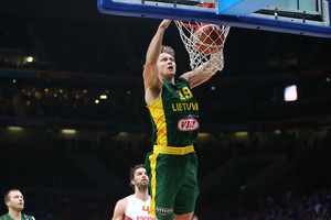 Mindaugas Kuzminskas apėjo kliūtį ir išsirinko „Knicks“ numerį