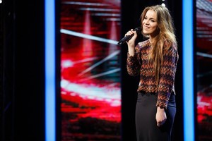 „X Faktoriuje“ neįtikėtino balso savininkei teisėjai plojo atsistoję