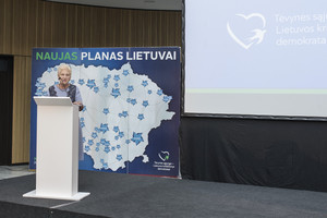 Vilniaus liberalai ir konservatoriai mėtosi kaltinimais dėl neskaidrumo