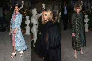 Londone stileivos rinkosi į „Burberry“ šou