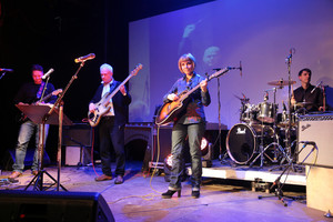 Albumo apžvalga. „4Fun“ „Dalintis negalima slėpti“