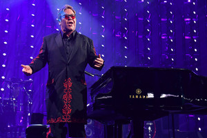 Eltonas Johnas užsiminė apie karjeros pabaigą