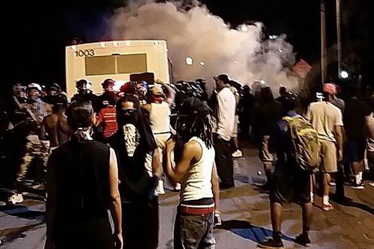 JAV sudrebino nauji protestai dėl policininko nušauto afroamerikiečio