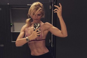 Parodžiusi raumenis Jolanta Leonavičiūtė privertė vyrus sunerimti