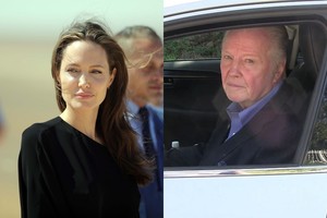 Angelinos Jolie tėvas: „Turėjo įvykti kažkas labai rimto“
