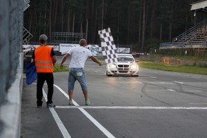 Paskutiniai automobilių žiedo čempionatų startai – Rygoje