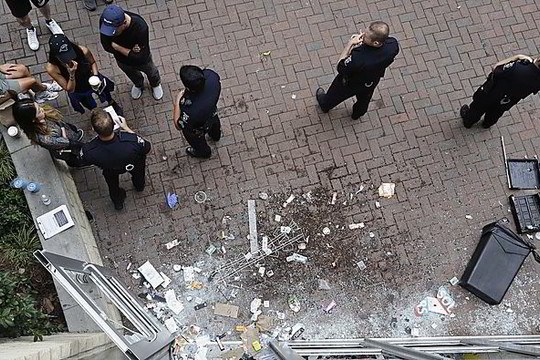 Šarlotę draskantys protestai pareikalavo vyro gyvybės