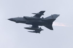 Jungtinės Karalystės naikintuvai kilo į orą perimti Rusijos bombonešių
