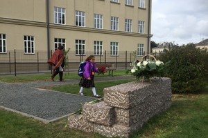 Vilniuje atidengtas paminklas žuvusiems Vilniaus geto vaikams