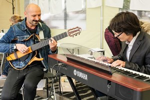 Jurgis Didžiulis Vilniaus centre užgrojo su pabėgėliu