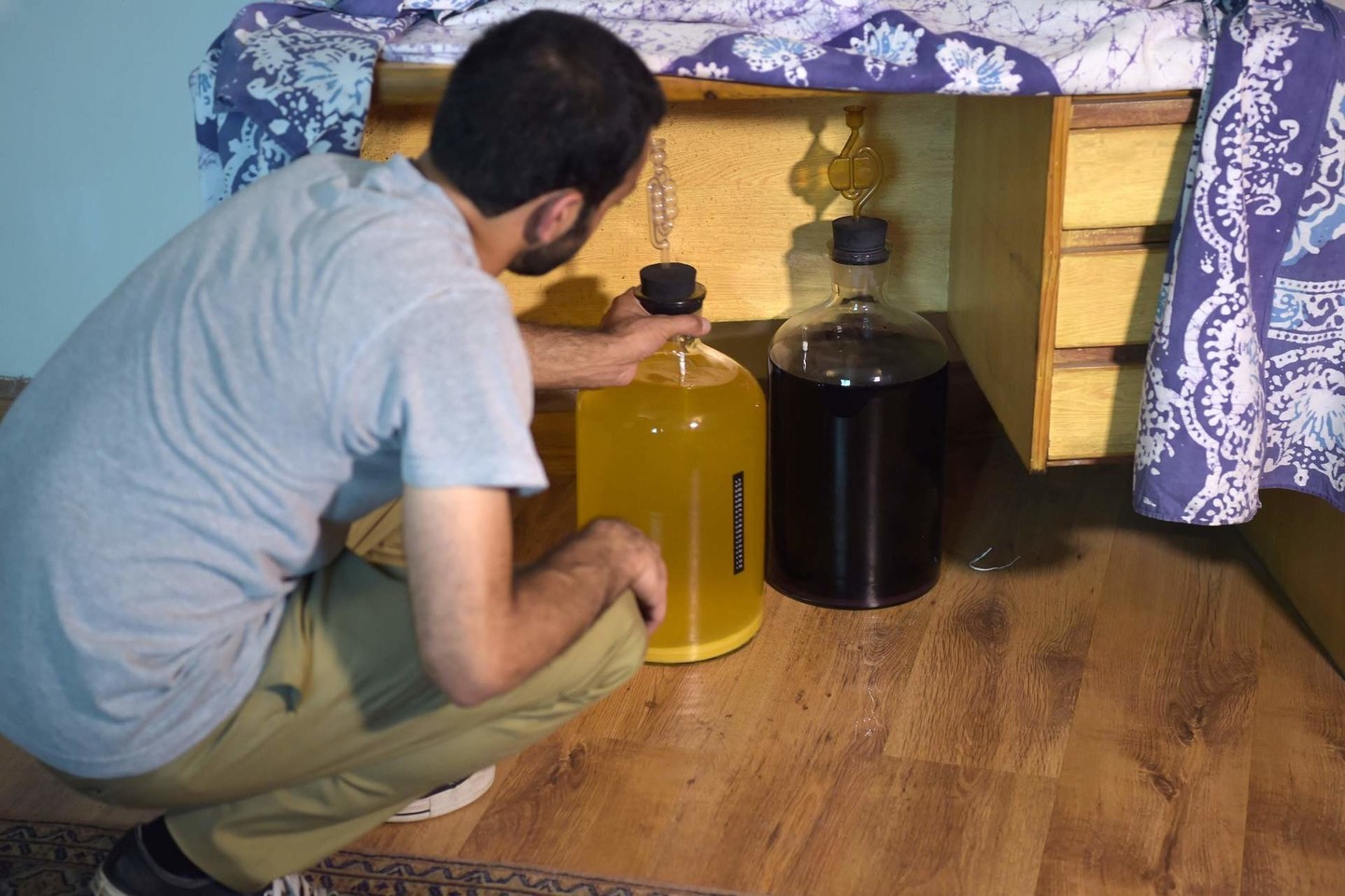 Dėl apsinuodijimo nekokybišku alkoholiu mirė 12 žmonių.