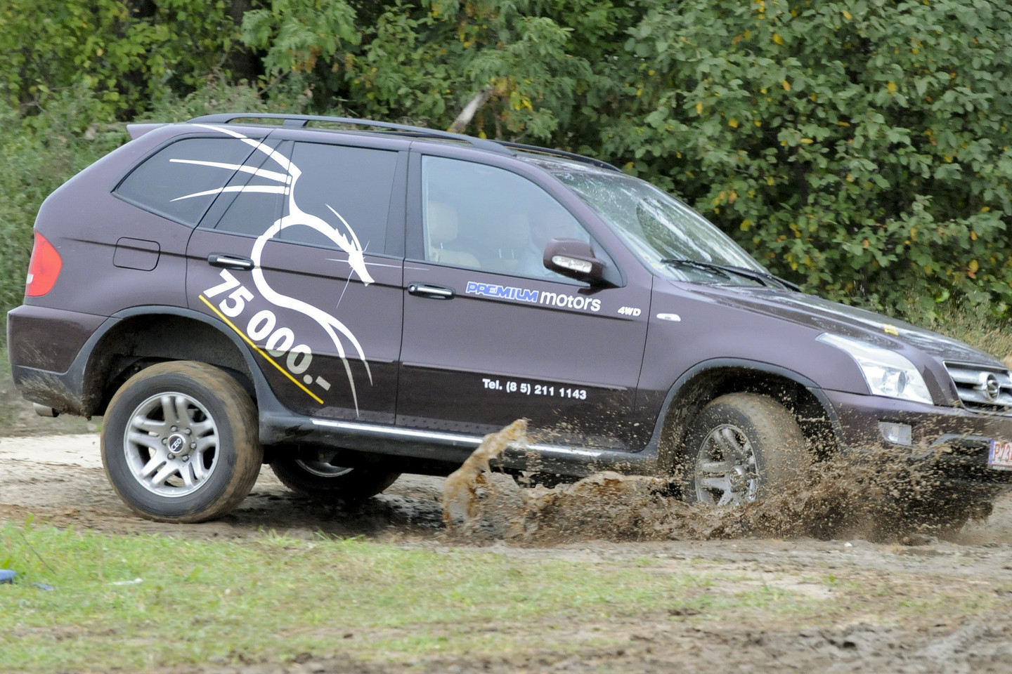 Paaiškėjo, kad ir puspriekabėje gabentas naujas visureigis „Mercedes–Benz GL 63 AMG“ yra pavogtas Vokietijoje.