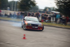 Šiaulių kartodrome vykusios varžybos užbaigė šonaslydžio sezoną