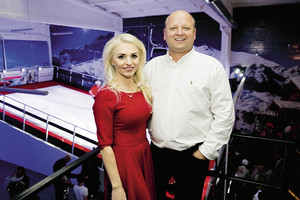 Už olando ištekėjusi lietuvė Anželika iš meilės stojo ant slidžių