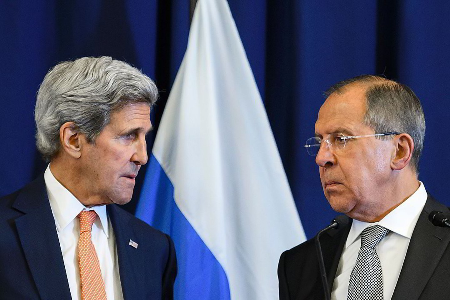 J.Kerry ir S.Lavrovas.