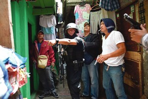 Filipinus sužavėjęs politikas šalį užtvindė kraujo upėmis