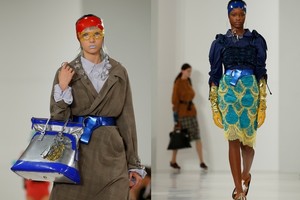 „Maison Margiela“ Paryžiuje pristatė moters-ateivės įvaizdį