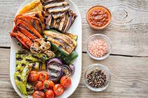 Kulinaras pataria, kaip grilyje kepti daržoves ar varškės sūrį