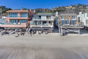 Karjeros pradžioje pirktą namą aktorius parduoda septynis kartus brangiau