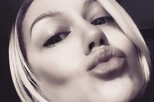 37-erių V. Klizaitė-Jasaitienė pasidalijo nuotrauka, kurioje ji atrodo lyg paauglė