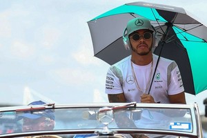 F-1: kas užbaigė greičiausiųjų dešimtuką