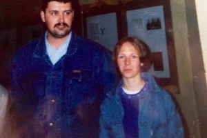 Ar atpažįstate, kas ši garsi dainininkė nuotraukoje?