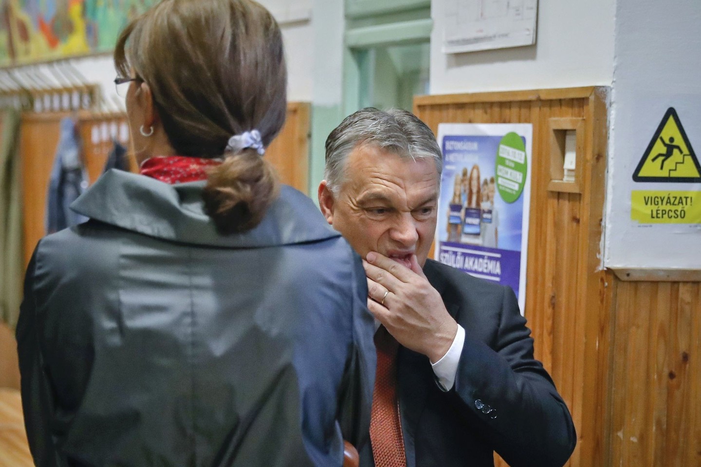 Referendumą inicijavo dešiniųjų pažiūrų Vengrijos premjeras Viktoras Orbanas, kuris prieštarauja ES planams į bloką perkelti 160 tūkst. migrantų.