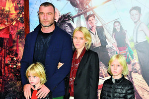 Besiskiriančių Naomi Watts ir Lievo Schreiberio meilę mena ir Vilnius