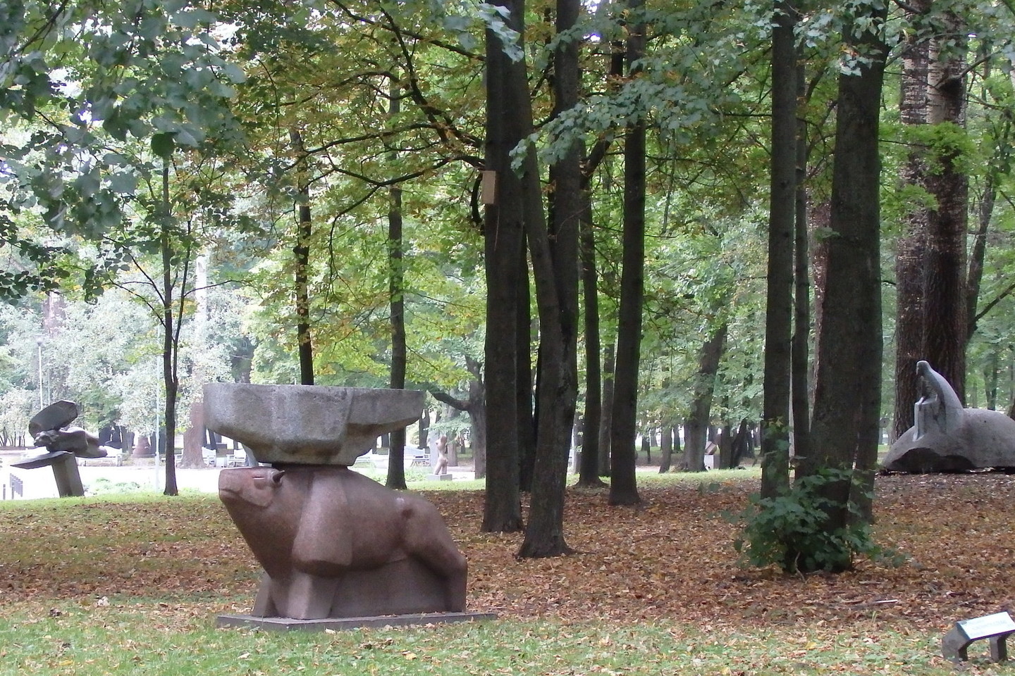 Senųjų kapinių vietoje – skulptūrų parkas.<br>A.Pilaitienės nuotr.