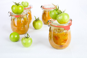 Tobula: trys lietuviškam skoniui pritaikyti pagardai iš daržovių