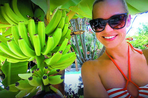 Dainininkė neatsisako paragauti net ir keisčiausių patiekalų