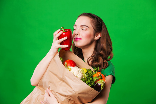 Mitybos specialistė patarė, kaip rinktis vertingiausias daržoves