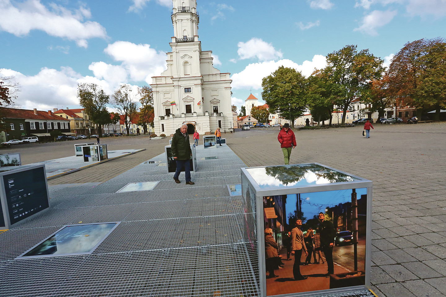 „Kaunas Photo“ festivalio parodoje galima gėrėtis Savanorių prospekto vaizdais.