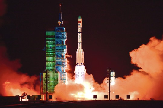 Kinai nori vytis europiečius: vynmedžius grūdins kosmose