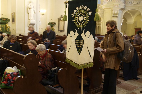 Šv. Jonų bažnyčia mini atšventinimo 25-etį. Liaudiško giedojimo grupė „Karunka“.<br>A.Srėbalienės nuotr.
