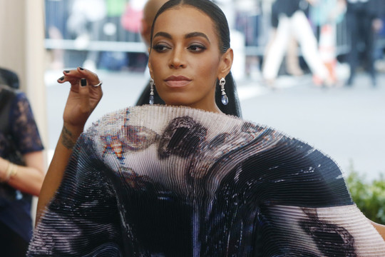 Beyonce sesers Solange albumas atsidūrė JAV muzikos „topų“ viršūnėje