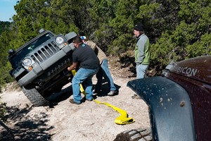 Kokie iššūkiai laukia vairuotojo sumaniusio virve tempti mašiną?