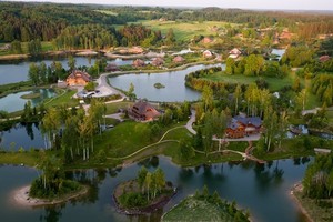 Greta Lietuvos yra rojus žemėje, kurį sukūrė vietos milijonierius