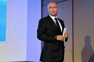 V. Putinas pasirašė susitarimą su Siriją: kariai bus dislokuoti neribotam laikui
