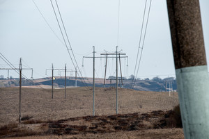 Kainų komisija: elektros kaina kitąmet turėtų mažėti