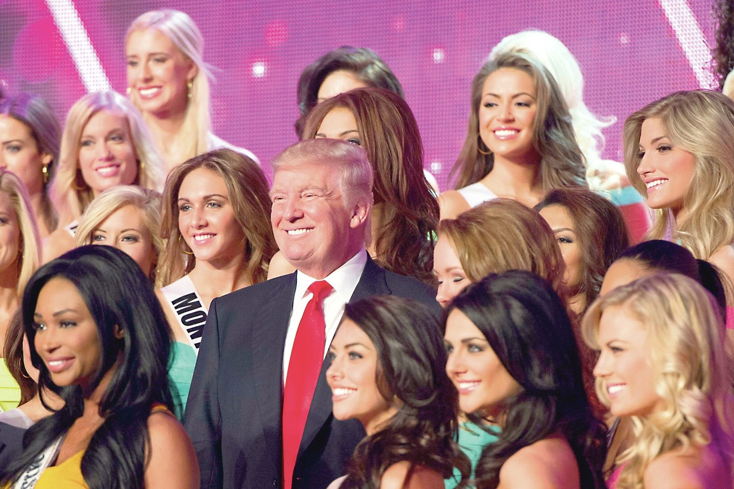 D.Trumpą priekabiavimu jau apkaltino ir kelios grožio konkurso dalyvės.