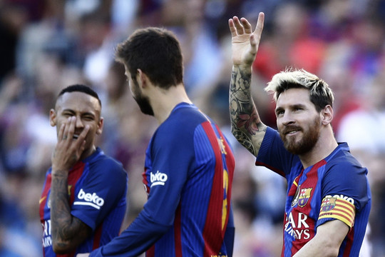 „Barcelona“ su sugrįžusiu L.Messi triuškina varžovus Ispanijoje