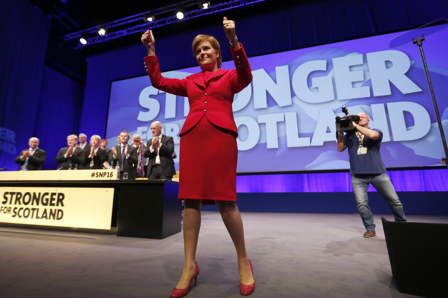 N.Sturgeon jau partijos suvažiavimo pradžioje ketvirtadienį paskelbė kitą savaitę pateiksianti įstatymo projektą dėl naujo referendumo dėl nepriklausomybės.