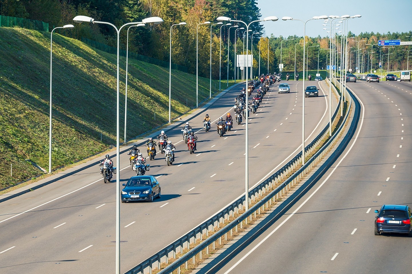 Linas Mockevičius ir Asta Dovydėnaitė per dvejus metus BMW motociklais rengiasi apkeliauti visą pasaulį.<br>Laimono Ciūnio nuotr.